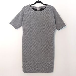 Banana Republic Chevron Quilted Dress